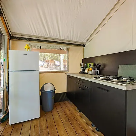 Easyatent Valkanela 4* Vrsar