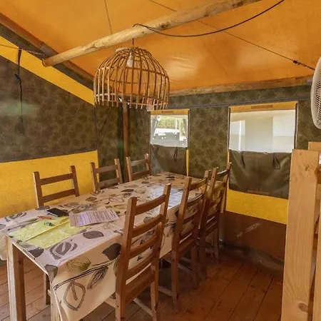 Holiday park Easyatent Valkanela Vrsar