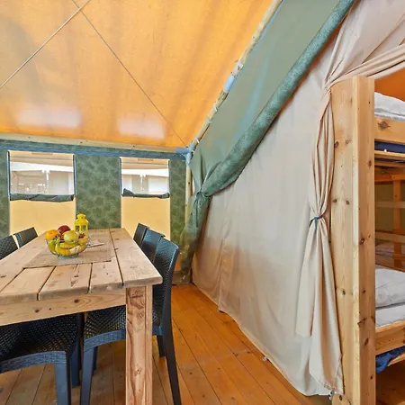 Easyatent Valkanela 4* Vrsar