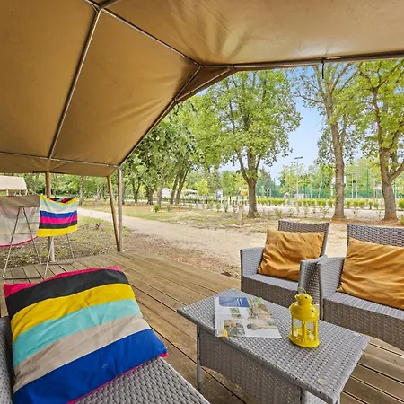 Holiday park Easyatent Valkanela Vrsar