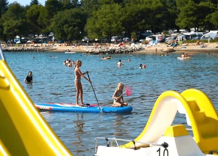 База отдыха Easyatent Valkanela 4*