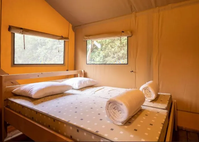 홀리데이파크 Easyatent Valkanela 브르사르