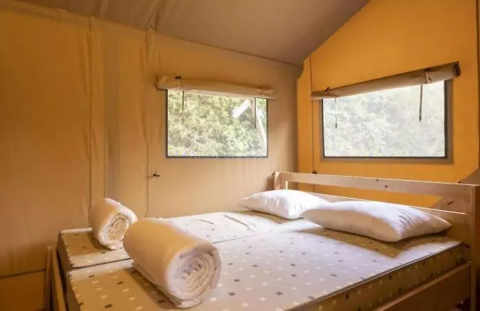 Easyatent Valkanela 홀리데이파크 브르사르