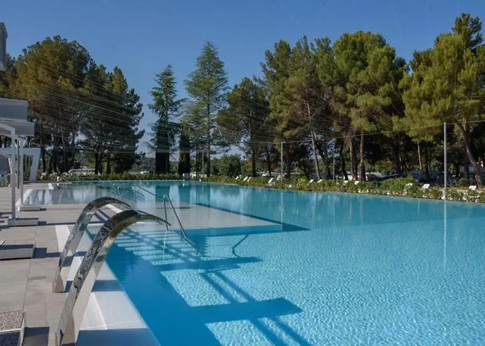 Easyatent Valkanela 4* Врсар