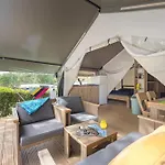 Easyatent Valkanela 4*