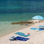 Park za odmor Easyatent Valkanela 4*