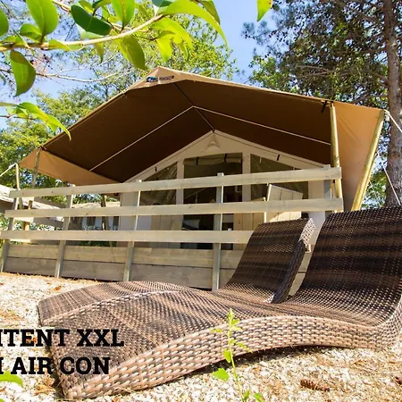 Holiday park Easyatent Valkanela