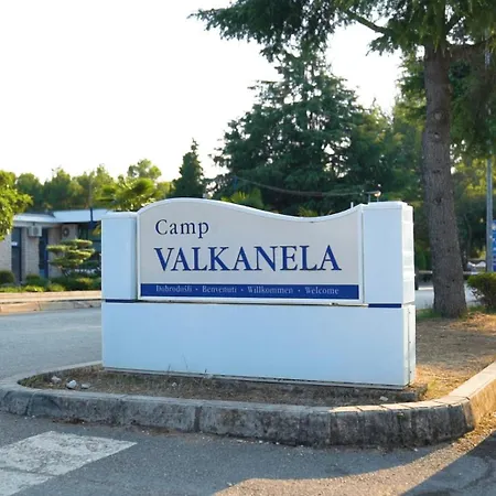 假日公园 Easyatent Valkanela 弗尔萨尔