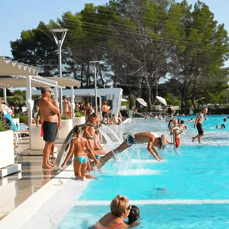 Easyatent Valkanela Tatil parkı Vrsar