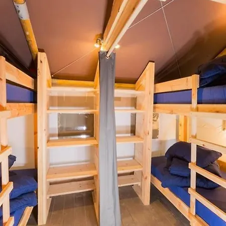 Easyatent Valkanela Holiday park