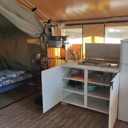 Holiday park Easyatent Valkanela