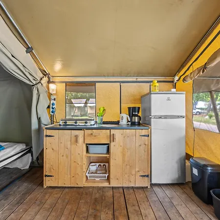 Easyatent Valkanela Tatil parkı
