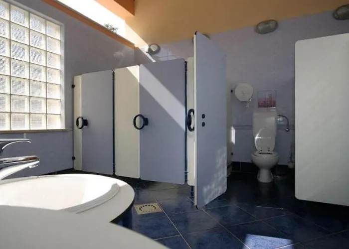Easyatent Valkanela 4*